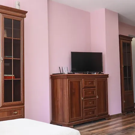 With Free Parking By Apartmax アパート