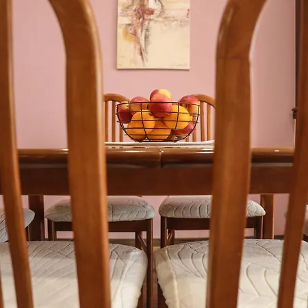 With Free Parking By Apartmax ヴァルナ