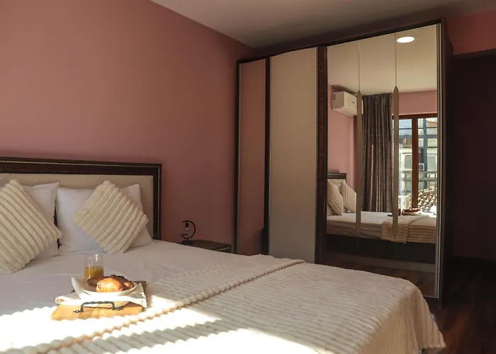 Apartament With Free Parking By Apartmax