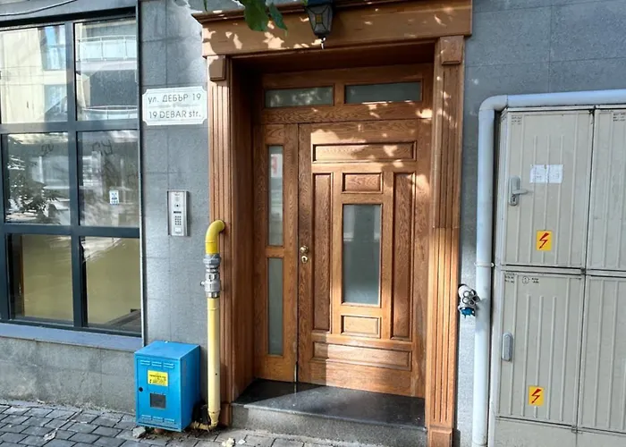 With Free Parking By Apartmax Apartament