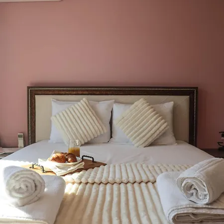 With Free Parking By Apartmax Varna